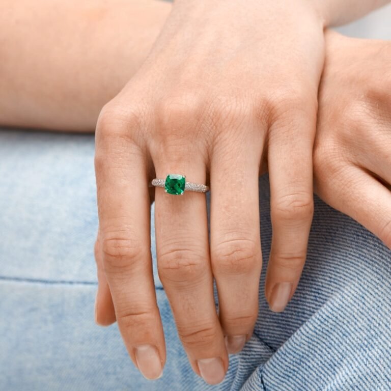 Sidabrinis žiedas Emerald