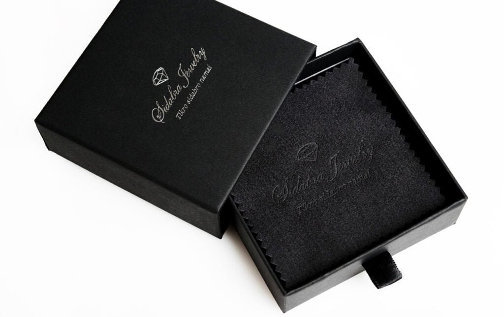 Apie mus 3 apie mus 3