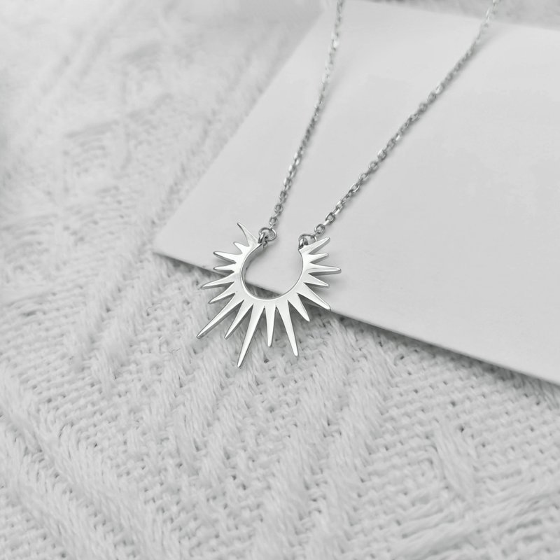 Kaklo papuošalas Solis 6 stilingas kolje