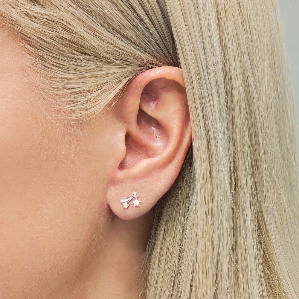 Sidabriniai auskarai Mini 2 auskarai su žvaigzdute