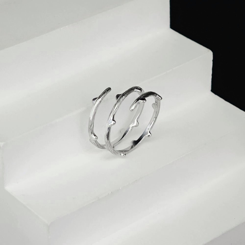 Sidabrinis žiedas Thorn 6 stilingi ziedai